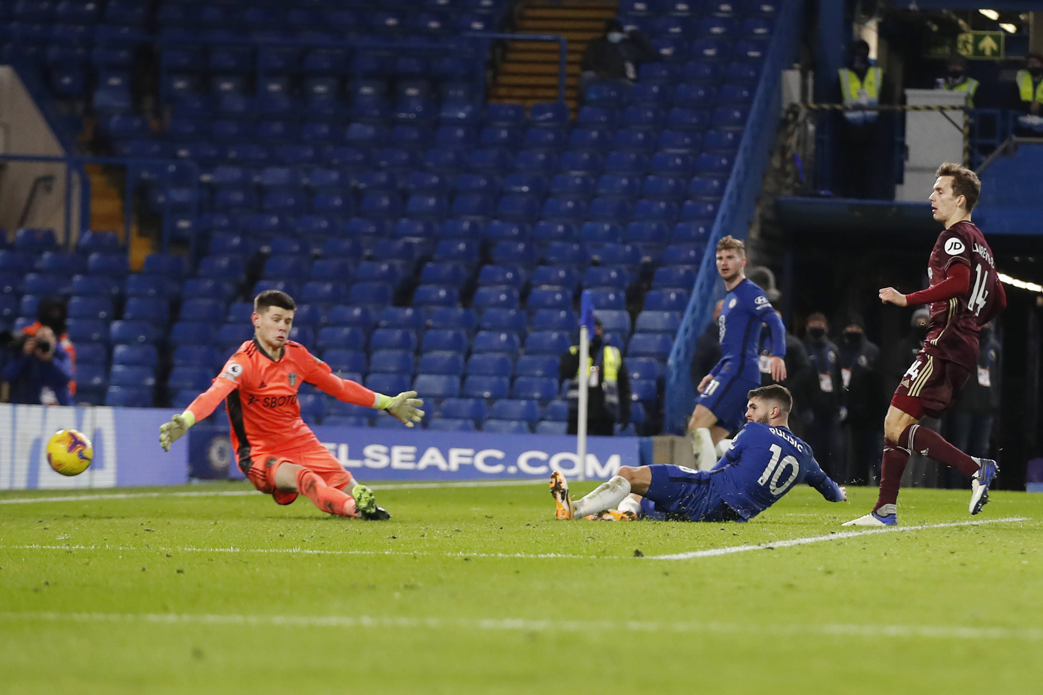 员树立了榜 员树立了榜